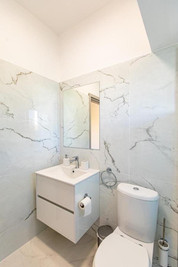 City Center Apartment Nicosia Esterno foto